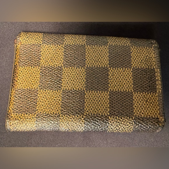 Louis Vuitton Damier Ebene 6 Key Case Holder - Picture 3 of 10
